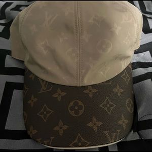 LV Get Ready Hat